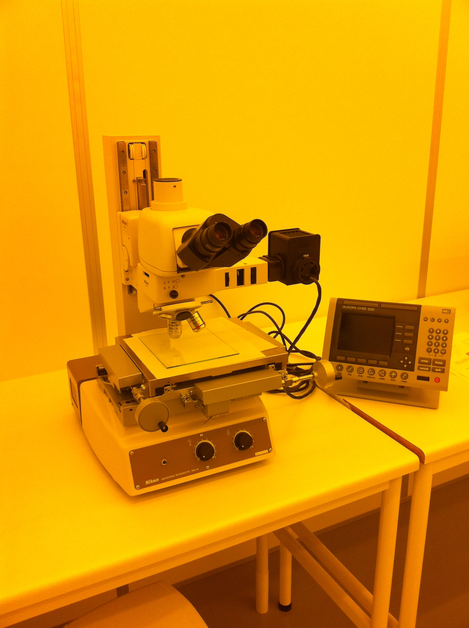 Picture of Measuring  Microscope with Digital Readout